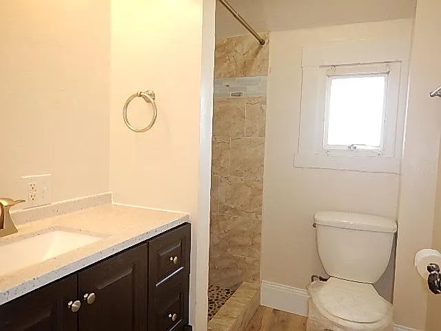 1916 Colby Ave #2 — Photo 4