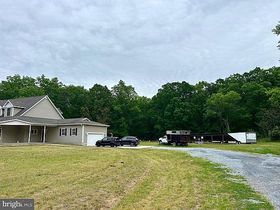 5th image of 242 Lorraine Ave