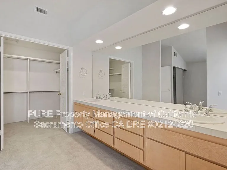 1964 Discovery Village Ln — Photo 36