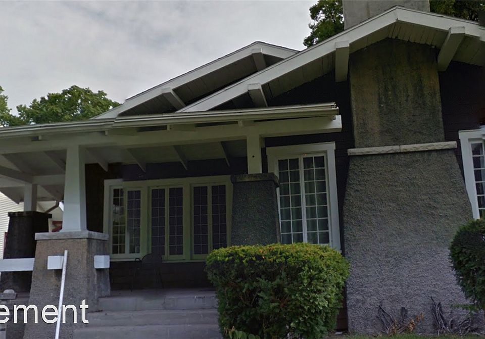2nd image of 210 W Lutz Ave