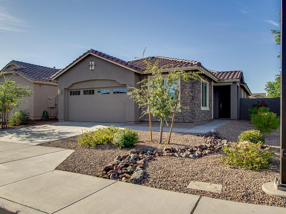 1st image of 3813 E Desert Broom Dr