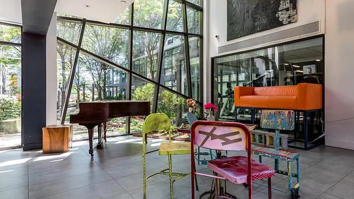 Rented by Nooklyn NYC LLC | media 129