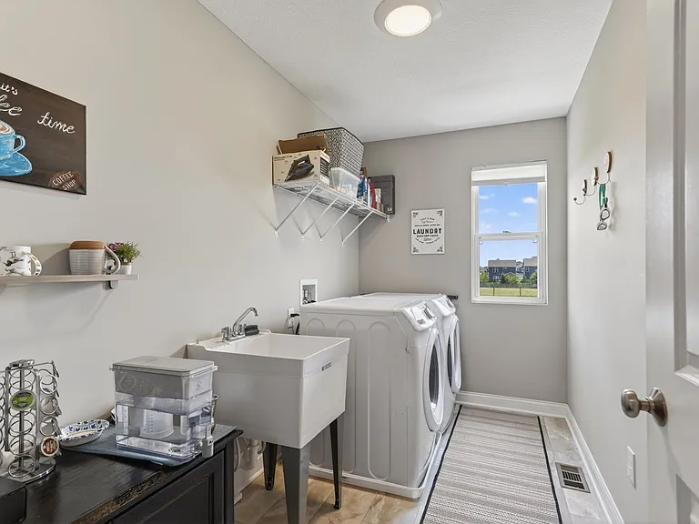 3805 Mantle Dr — Photo 30