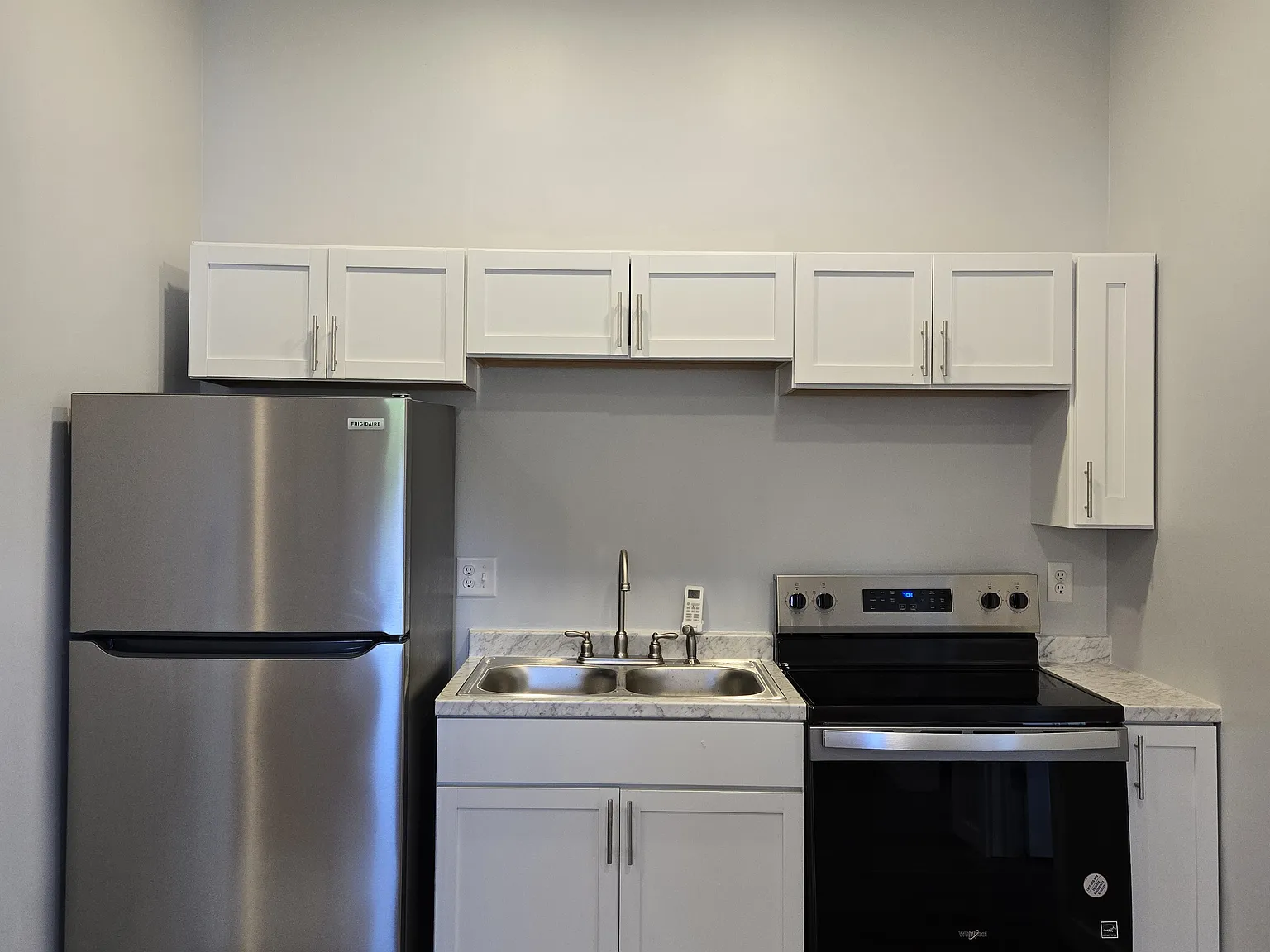 2 bed, 600 sqft, $925 — Photo 3