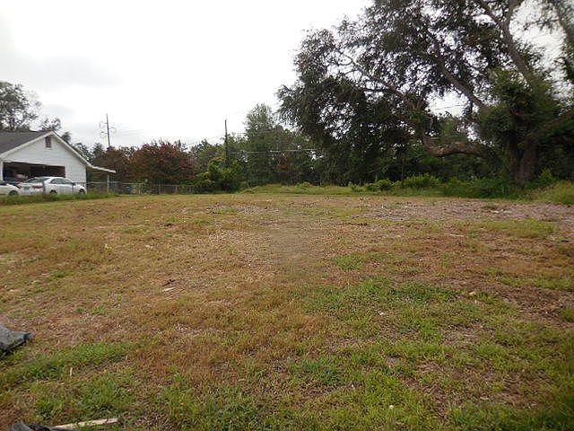 1st image of 608 Sandlewood Cir