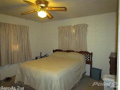 4th image of 632 W Trotter St