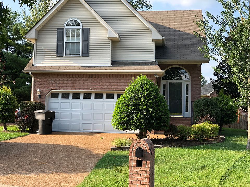 1st image of 2415 Morris Dr