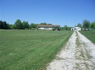 989 Porter Rd, Atwater, OH 44201