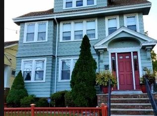 27 Crescent Ave, Newark, NJ 07112