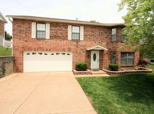 2909 Katie Ct, Arnold, MO 63010