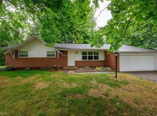 8496 Camelot Ave NW, Canal Fulton, OH 44614