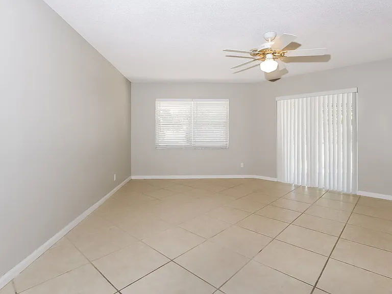 13789 Geranium Pl — Photo 10
