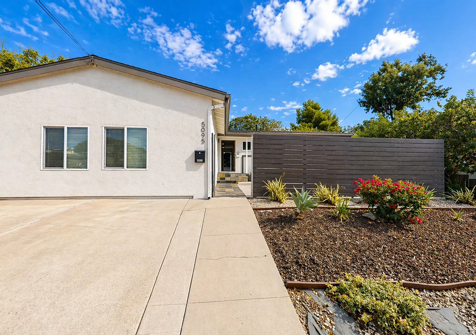 7BD/3BA Home Right by SDSU, Private Patio and Yard!! — Photo 1