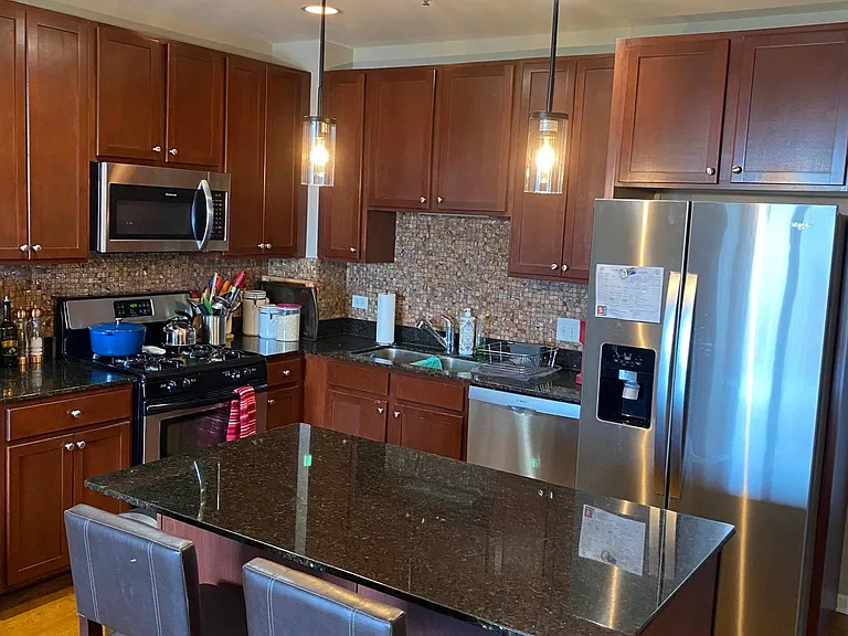 828 W Grace St #1007 — Photo 1