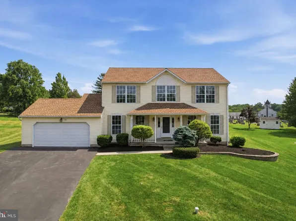 218 Strassburger Rd, Perkasie, PA 18944