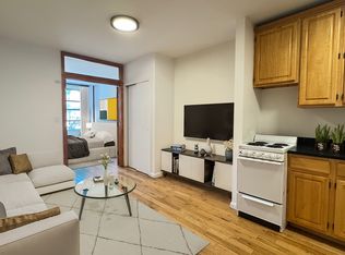 306 E 6th St APT 12, New York, NY 10003