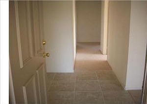4th image of 25261 Valleywood Ct
