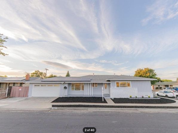 1211 Homestead Ln