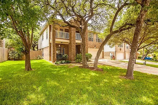 3 bed, 2.5 bath, 2653 sqft, $2,700 — Photo 4