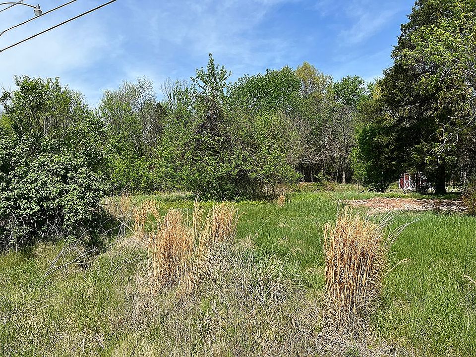 1st image of 3216 Tenerife Rd