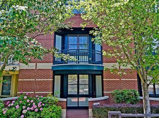 1628 N Rhodes St, Arlington, VA 22209