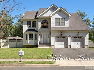 178 Sunset Ave, Old Bridge, NJ 08857