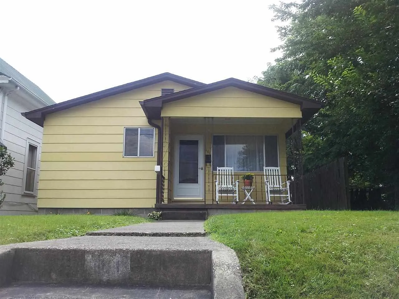 161 Oakland Ave photo 1