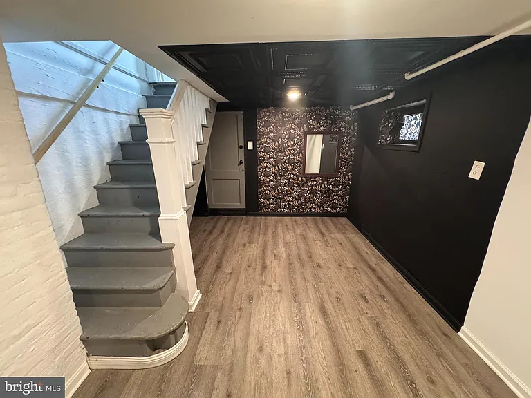 222 Townsend Ave — Photo 17