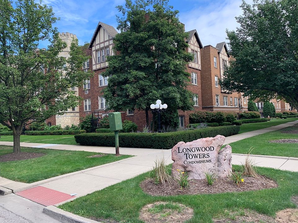 1st image of 10909 S Longwood Dr APT 2