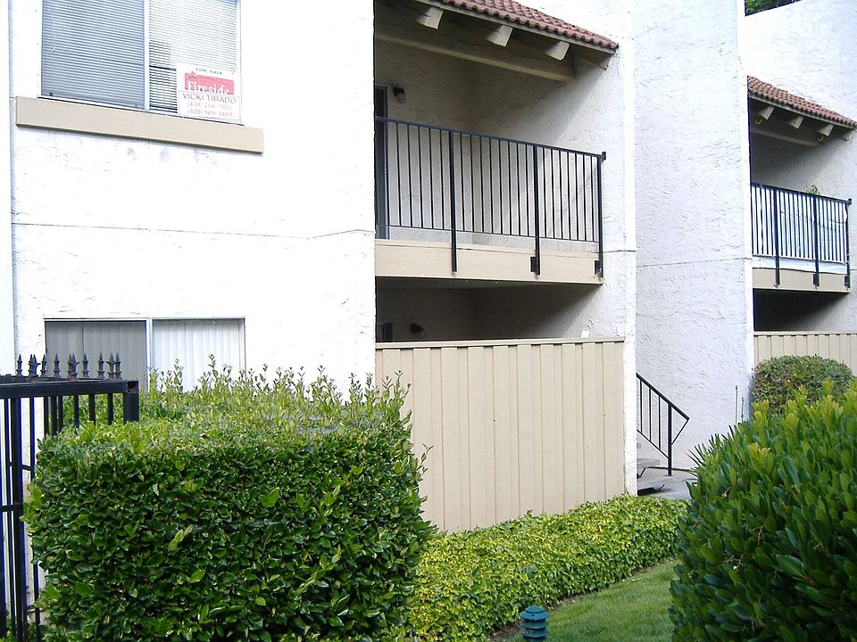 2/1   Private End Unit