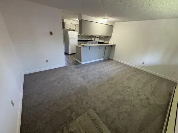 Cedar Garden Apartments, 4500-4507 Cannon Ave, Klamath Falls, OR 97603
