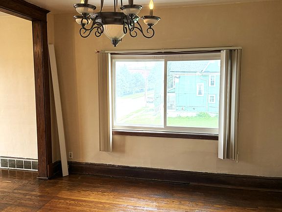 5th image of 96 Dewey Ave Floor 2