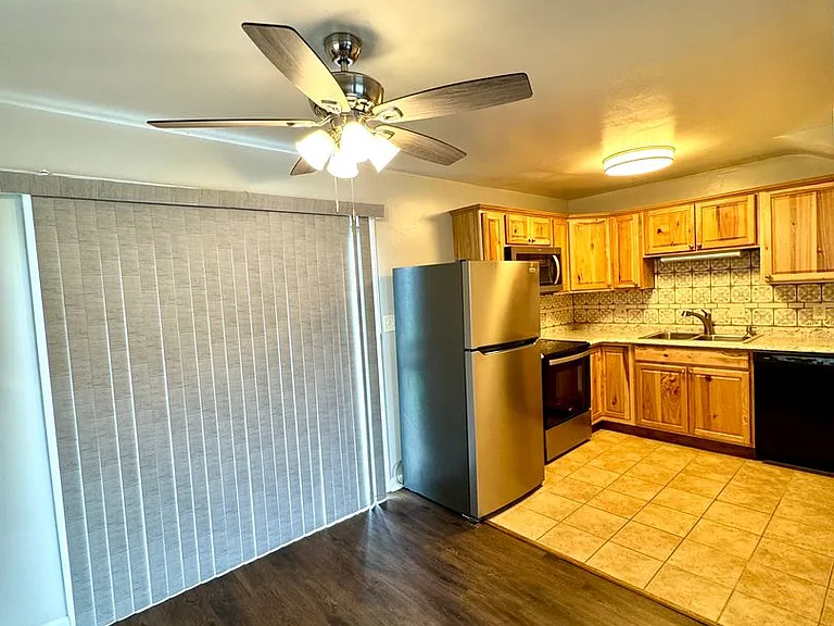 9574 Shenandoah Dr — Photo 4