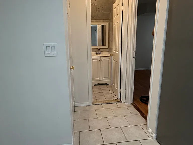 44 Longdale St #1 — Photo 4