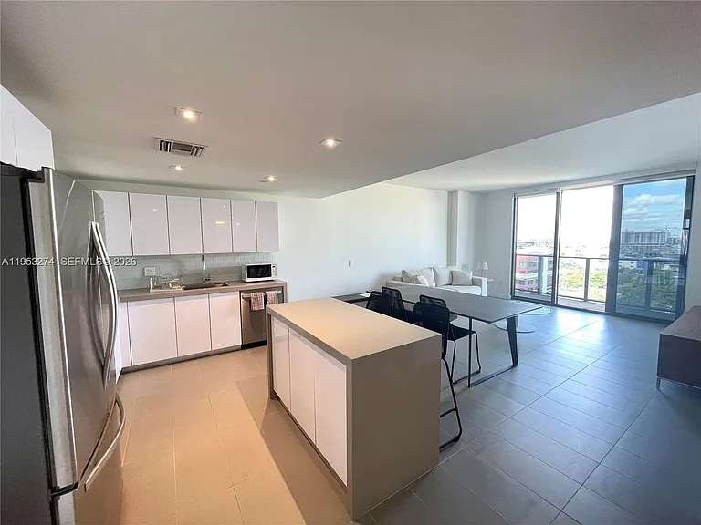 1600 NE 1st Ave #1018 — Photo 5