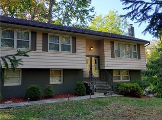 37 Sylvan Lake Rd, Hopewell Junction, NY 12533