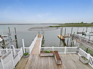 717 Shad Creek Rd, Broad Channel, NY 11693