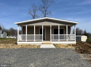 220 Marshall Ln, Sellersville, PA