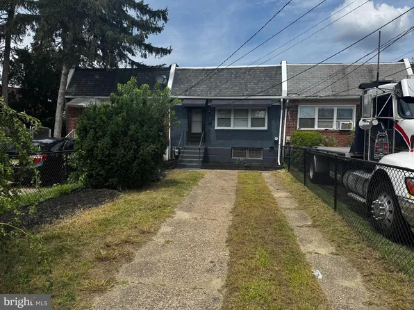 1090 Lake Shore Dr, Camden, NJ 08104