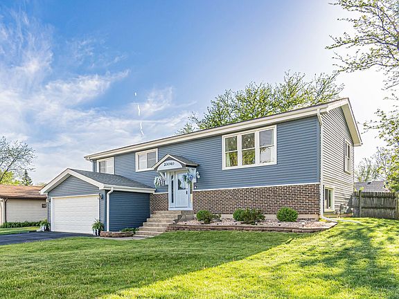 2nd image of 20040 S Thorndale Dr
