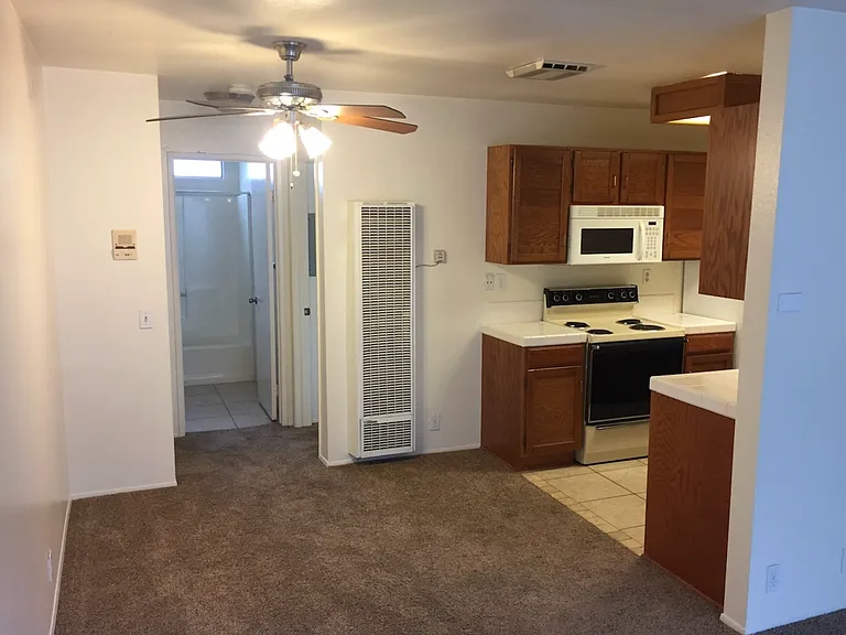 4321 Temecula St #H — Photo 4