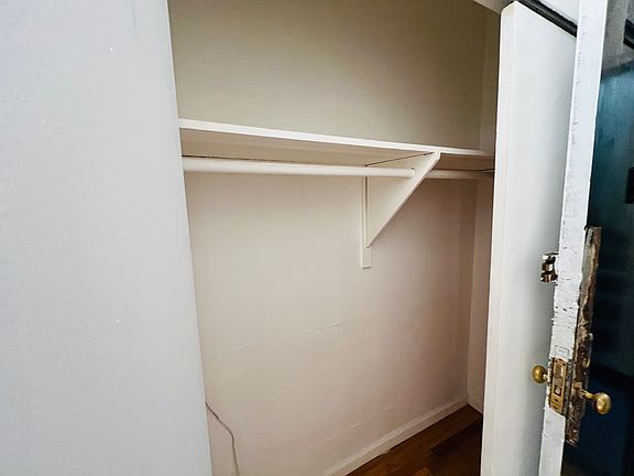 3rd image of 129 E 29th St #4AI