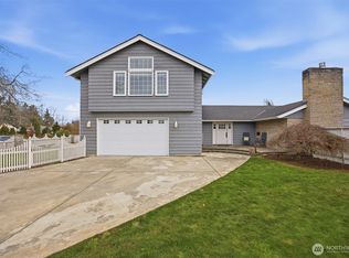 2950 Plymouth Dr, Bellingham, WA 98225