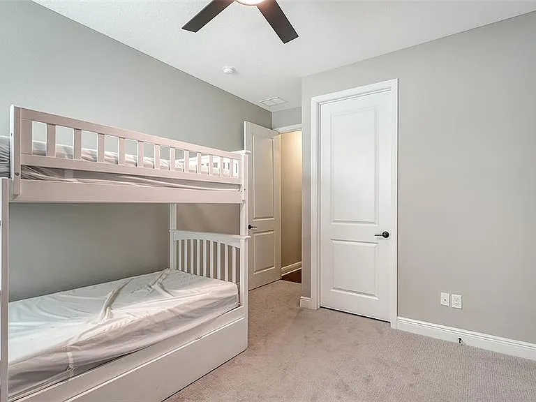 16905 Sweetwater Village Dr — Photo 39