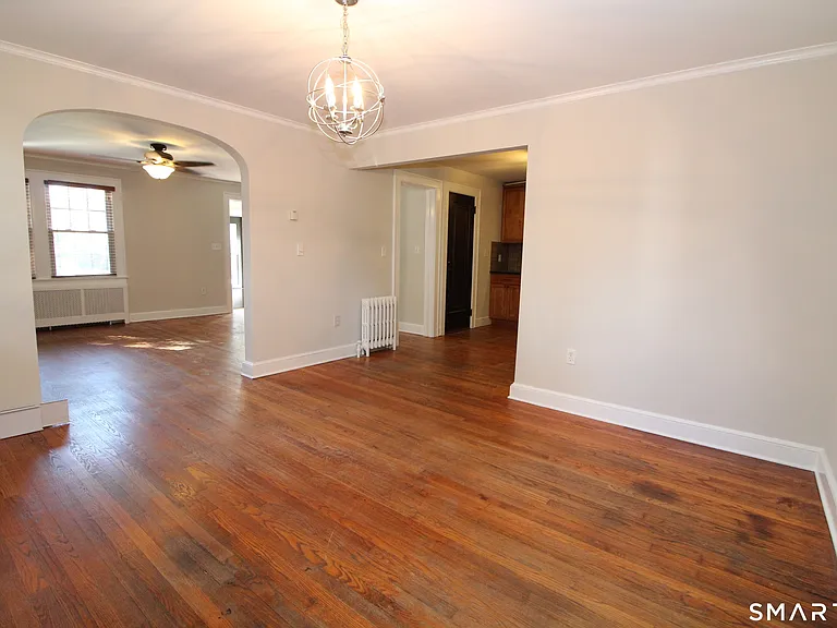 53 Lilac Ave — Photo 6