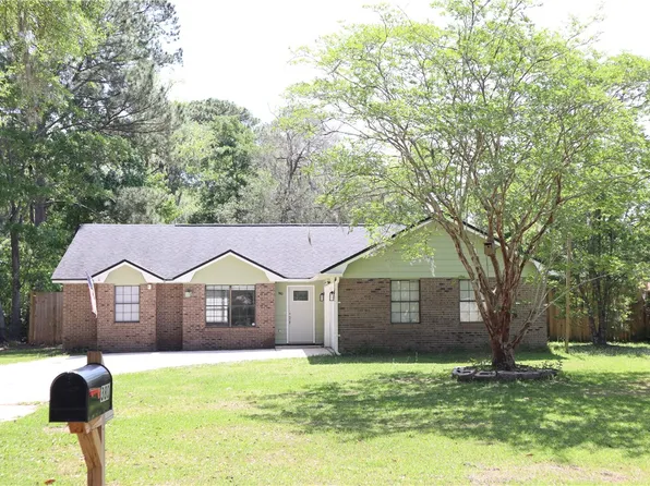 380 S Gum St, Kingsland, GA 31548