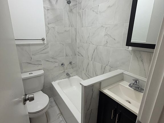 5th image of 407 61st St #4F