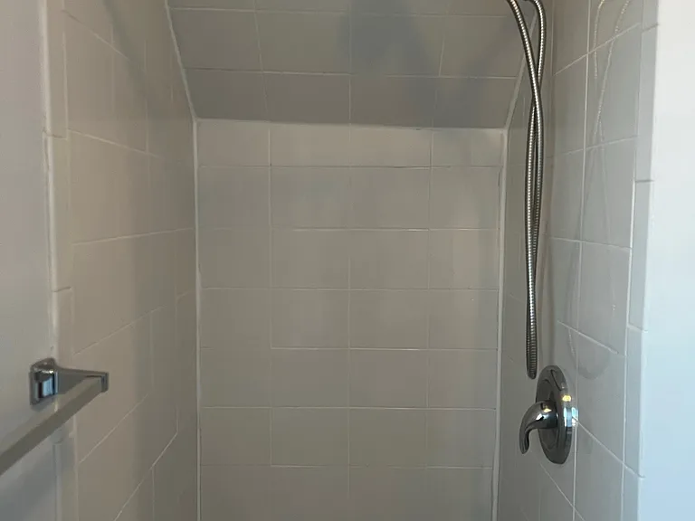 905 Grand Ave #4 — Photo 21