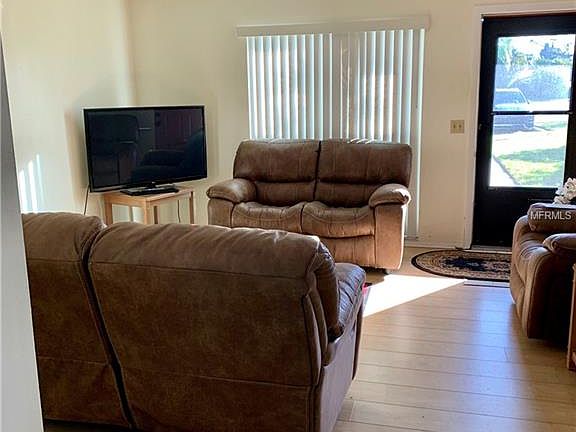 2nd image of 2129 Pueblo Cir #V-8