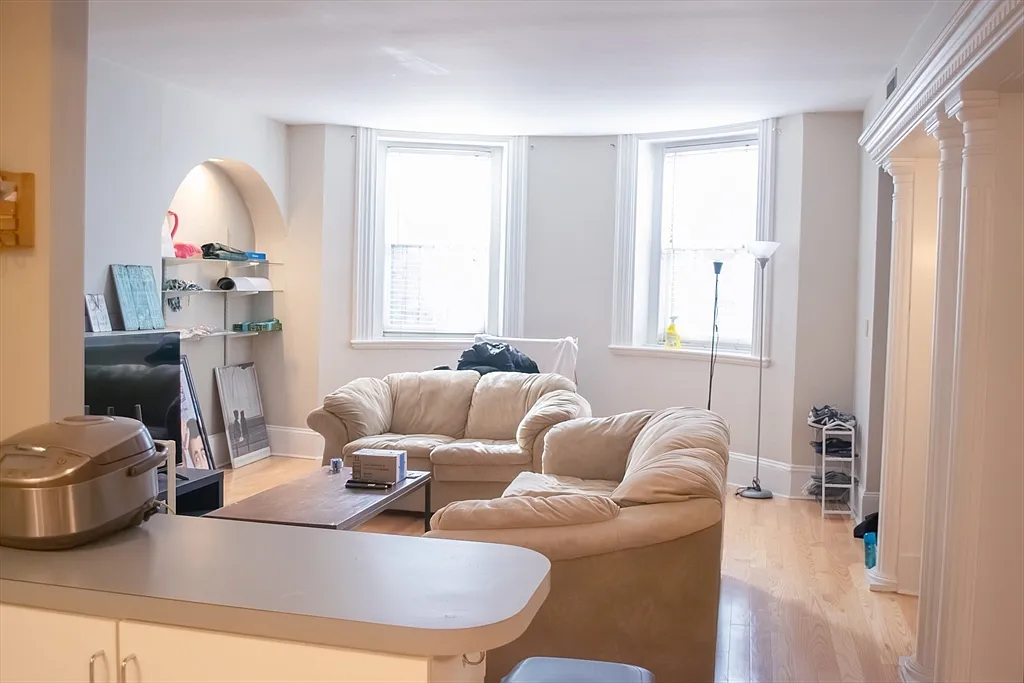 2 bed, 2.0 bath, 1182 sqft, $3,200 — Photo 1
